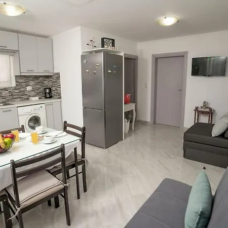 Viola's Petite Paradise Holiday home