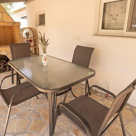 Viola's Petite Paradise Koroni (Messinia)